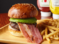 【Omi Beef】 Avocado Bacon Burger