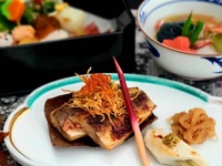 ♦ [Colorful kaiseki featuring night views and seasonal ingredients] Horikawa