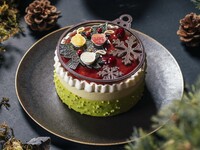【2026 Christmas】 Pistachio & Berry Ornament, 12cm