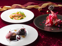 【Christmas 2026 | Menu de Noël】 A luxurious set of 8 dishes, including scalded red snapper skin and black Wagyu beef fillet.