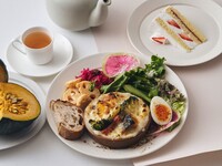 【デザート＆ドリンク付きのスペシャルランチ】かぼちゃとベーコンのホワイトクリームグラタン