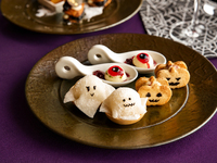 [Weekends & Holidays Only] Halloween-Themed Autumn Fruit Afternoon Tea + Sparkling Wine Toast + 2-Hour Unlimited Coffee & Tea + Personalized Message ~Check-in by 2:30 PM~