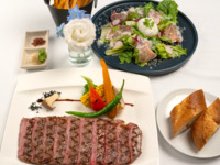 Exclusive Chef’s Dinner ― 北海道黒毛和牛「白老牛」ディナー（サーロインステーキ220g）
