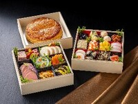 【12/30】2026-2027コンラッド東京おせち料理　ニ段重＆ガレット・デ・ロワ （3～4名様用）