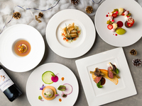 【Xmas2026】 Christmas Dinner with Osaka Castle Illuminage Admission – 6-course meal