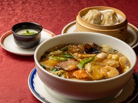 ★平日限定★麺・炒飯と選べる点心のランチセット「長江」+コーヒー付