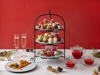 【平日：Xmas2026】いちごとショコラが彩る天空のクリスマスアフタヌーンティー＋3時間フリーフロー