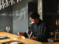 【Xmas｜ソムリエ厳選ワイン3杯付】シェフのおまかせコース 全10品