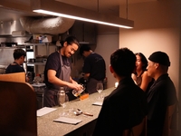 【Dinner: 1 group per day only】 Chef’s table fixed-price course featuring 9 dishes <Includes sparkling wine for toast>