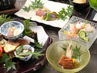 ＜テーブル席＞松茸・鮑・近江牛の饗宴