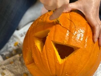 【10/25(日)ワークショップ】《2部_幼稚園以上の回(親子参加)》本物のかぼちゃでジャック・オー・ランタンを作ろう！ / 事前決済限定プラン
