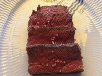 Cena: portata scelta dallo chef (7 portate in totale, con Hana no Beef come piatto principale) da settembre 2025