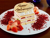 Strawberry Shortcake 10cm x 10cm with Seasonal Fruits decoration