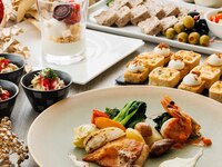 Dec 1–Dec 25 — TENQOO Christmas Lunch: Main Course Set