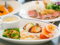 【月〜日Standardランチコース】8種類からお好きなメイン料理をお選びいただけます。