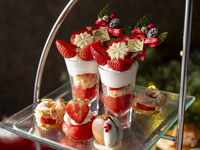 【早期予約割引】クリスマスハイティー＆25種のカフェフリー | 11,000円