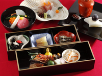 【1/1～3】お正月おせち膳 スパークリングワイン1杯付