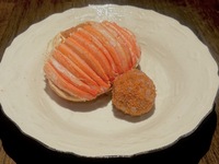 Omakase course (with one additional dish featuring ”Koubako crab”)