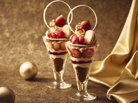 【From 12/1 to 1/3】Strawberry Festive Parfait (Couple Set)