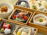 【Web booking / Special price with welcome Drink】Casual lunch included sashimi and Tempura etc.. "Junisou Kobako"
