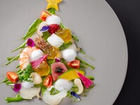 [Glass of Champagne Perk] Christmas Dinner 2026