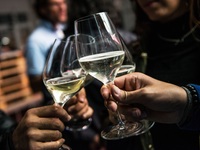 《Advance reservation required by the day before | "Cheers Together" Dining Plan》 Includes all-you-can-drink