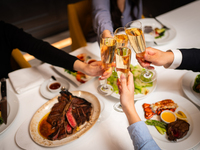 [LUNCH & DINNER] Year-End Party Plan B