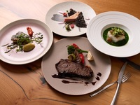 Bloom：ブルーム+乾杯グラスシャンパン【全5品+食後のお飲み物】