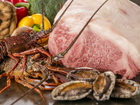 "With half a bottle of champagne & Premium A5 Kobe filet steak Course" ※1 bottle for 2 to 3 people, plenty of luxurious ingredients including untan, abalone, crab, Ise shrimp, and Kobe beef sirloin