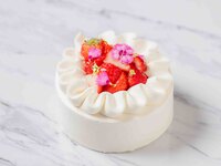 Strawberry Whole Cake 12cm / 5,500JPY
