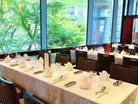 《忘年会･新年会》2時間飲み放題付き込々10,000円ホール席プラン (40種飲み放題+お料理銘々盛り)