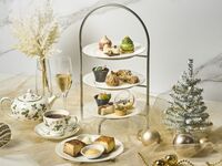 【Christmas Dinner】Toasting champagne, main meat dish, afternoon tea with macarons 12/19～12/27