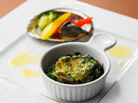 【12/21～25ランチビュッフェ＋蝦夷アワビ　香草バター焼き　120分制】