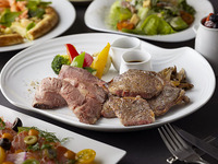 11/20～【Meat-up! Camellia】黒毛和牛リブロースステーキ＋黒毛和牛ローストビーフ食べ放題付き