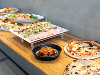 【忘新年会！立食プラン】お得なアルコール飲み放題120分付き Lo .90分（日〜木・祝日）