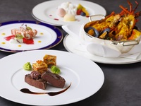 Lunch — Noël en Famille Plan (Reservation required)