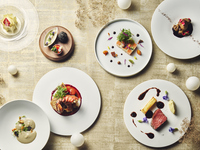 【12/24 & 12/25 · Guaranteed Window Seat】 Christmas Dinner Course + Welcome Champagne