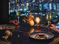 【12/23-26】◆窓側確約◆ 乾杯シャンパーニュ付・クリスマスディナー タパス5種＋6品コース