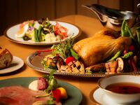 HOLIDAY DINNER