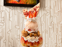 Seasonal parfait: "Strawberry Parfait"